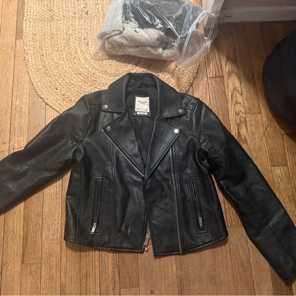 Abercrombie & Fitch Classic Black Leather Jacket